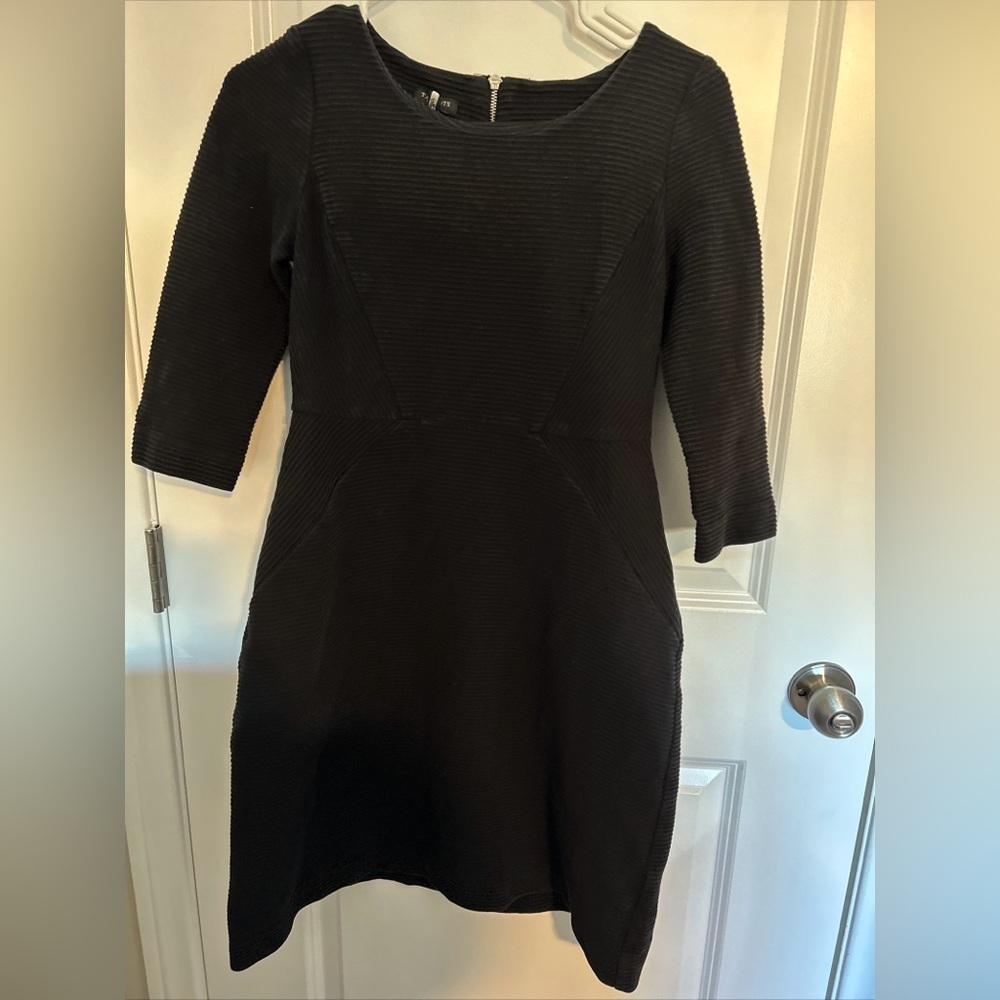 Talbots Petites 2P Black Structured 3/4 Sleeve Dress